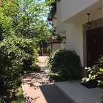 комплекс белите къщи Несебър