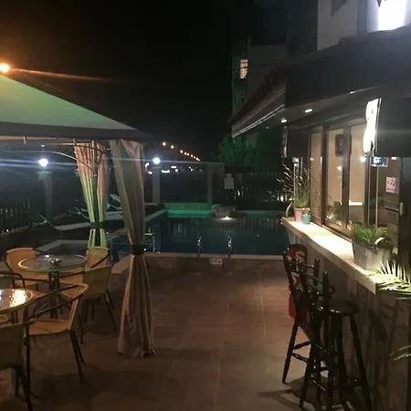 The White Complex Vakantiehuis *