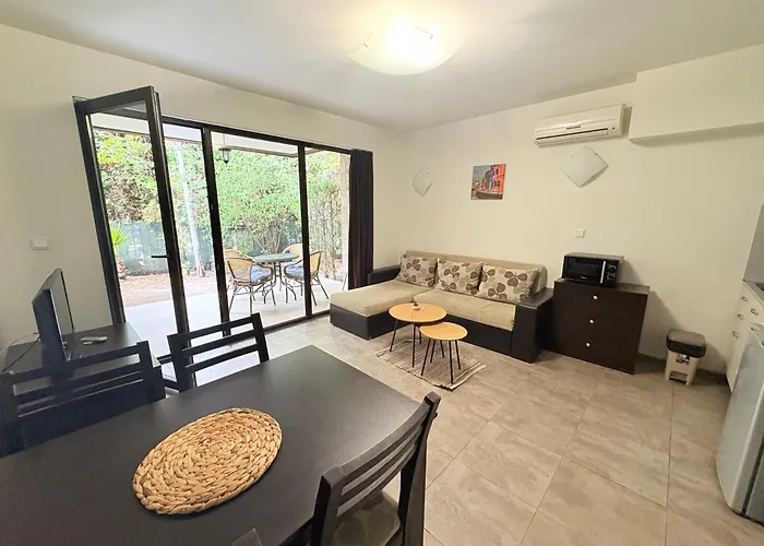 Ferienhaus The White Complex *