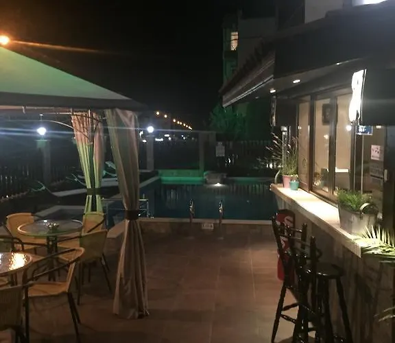 The White Complex Holiday home *